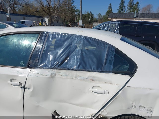 12588965 :رقم المزاد ، 3VWDK7AJ8BM083427 vin ، 2011 Volkswagen Jetta مزاد بيع