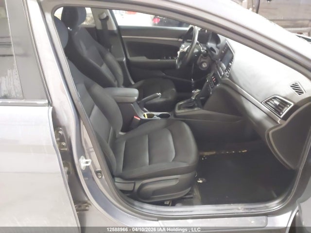 KMHD84LF6HU359810 Hyundai ELANTRA GL