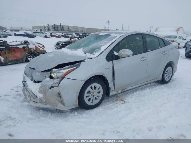 12588969 :رقم المزاد ، JTDKBRFU0J3592047 vin ، 2018 Toyota Prius مزاد بيع