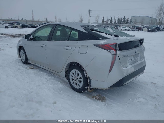 12588969 :رقم المزاد ، JTDKBRFU0J3592047 vin ، 2018 Toyota Prius مزاد بيع