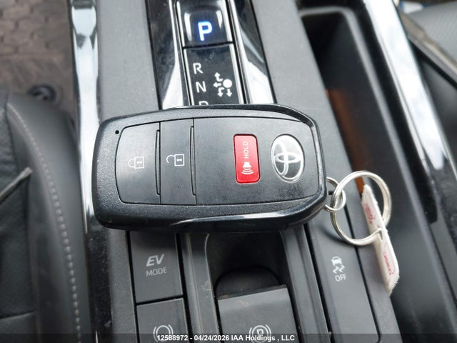 JTDADABU8R3011645 Toyota Prius