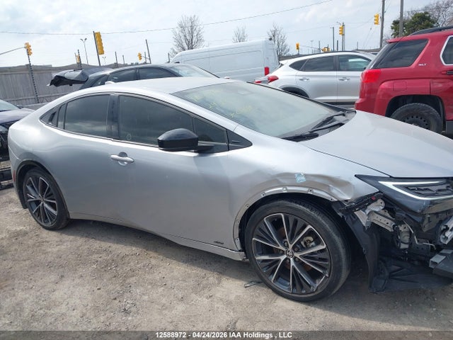 JTDADABU8R3011645 Toyota Prius