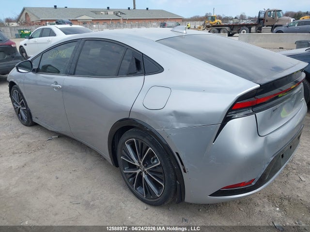 JTDADABU8R3011645 Toyota Prius