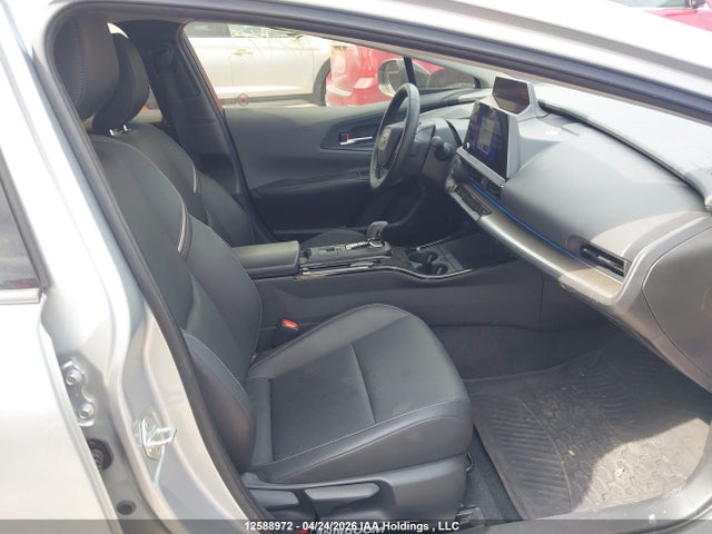 JTDADABU8R3011645 Toyota Prius