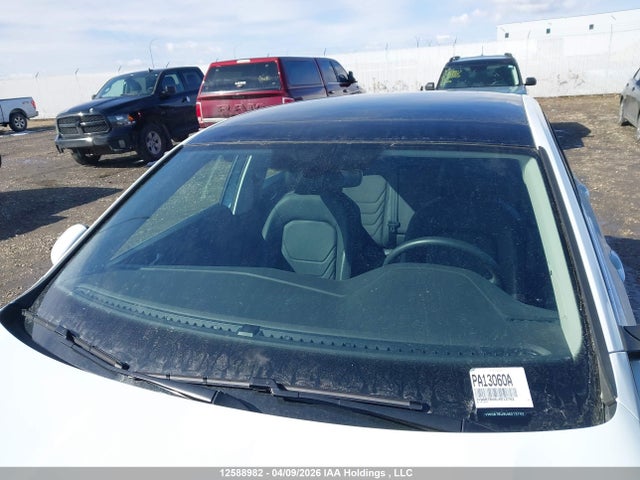 3VWGB7BU8LM013742 Volkswagen Jetta Sel Premium