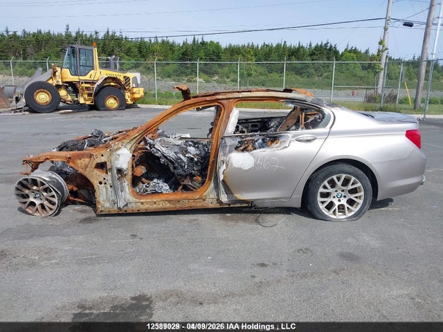 2011 Bmw 750i Xdrive მანქანა იყიდება აუქციონზე, vin: WBAKC6C54BC394367, აუქციონის ნომერი: 12589029