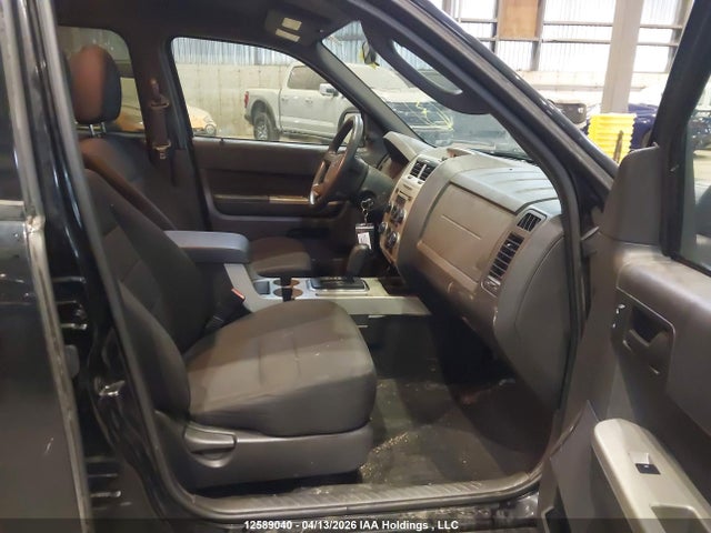 Продажа на аукционе авто 2009 Ford Escape Xlt, vin: 1FMCU03719KB68382, номер лота: 12589040
