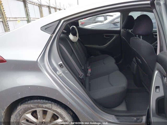 12589080 :رقم المزاد ، KMHDH4AEXFU341351 vin ، 2015 Hyundai Elantra Se/sport/limited مزاد بيع