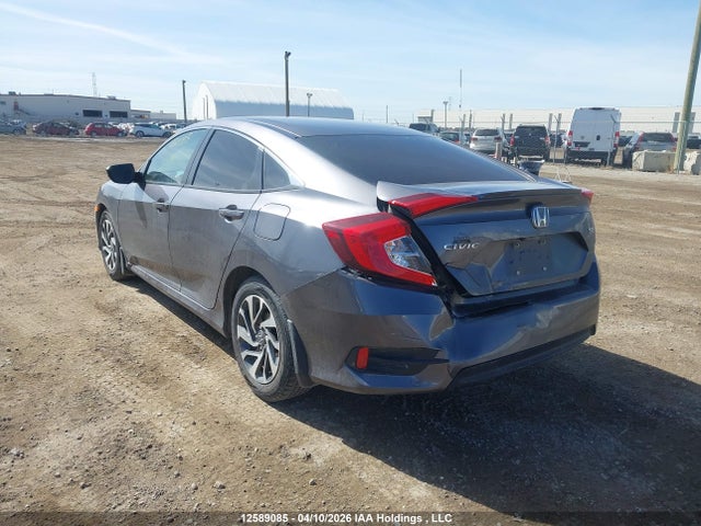 2HGFC2F6XJH020988 Honda Civic Lx