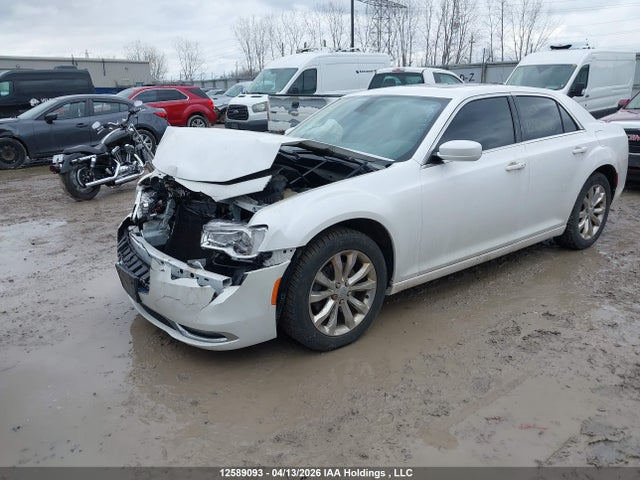 Продажа на аукционе авто 2016 Chrysler 300 Limited, vin: 2C3CCARG0GH135970, номер лота: 12589093