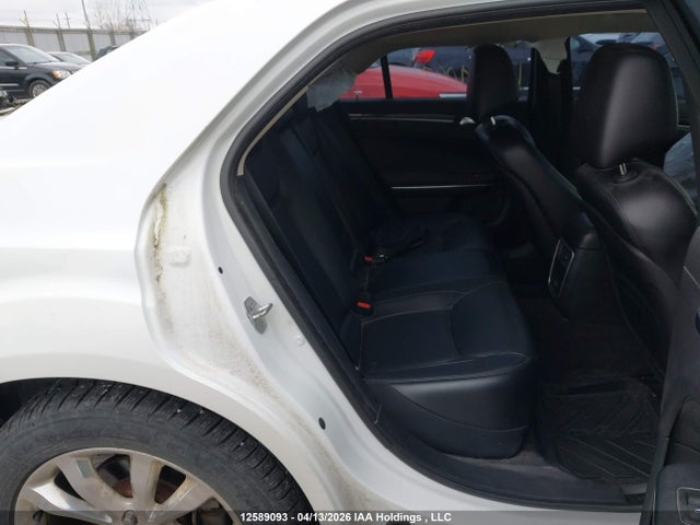 Продажа на аукционе авто 2016 Chrysler 300 Limited, vin: 2C3CCARG0GH135970, номер лота: 12589093