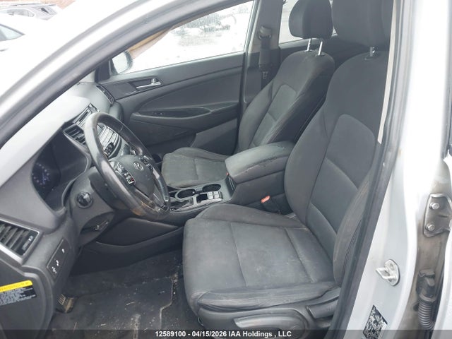 KM8J33A43GU155882 Hyundai Tucson Premium