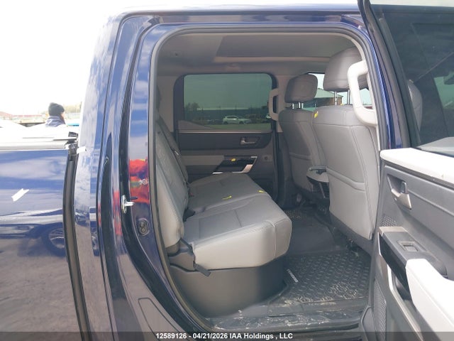 5TFJA5EC9NX007402 Toyota Tundra