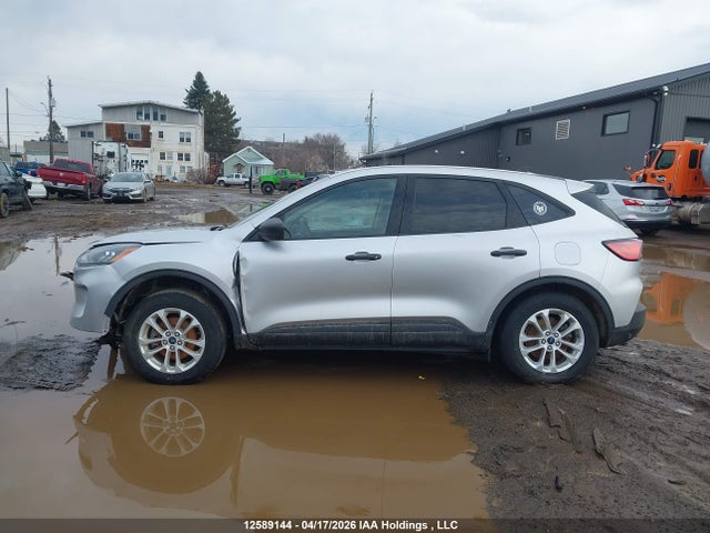 12589144 :رقم المزاد ، 1FMCU9F65LUB33329 vin ، 2020 Ford Escape S مزاد بيع