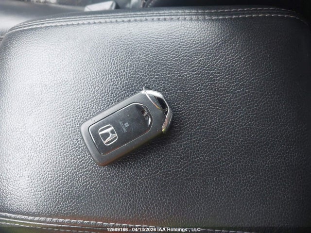 12589166 :رقم المزاد ، 5J6RM4H95FL802809 vin ، 2015 Honda Cr-v Touring مزاد بيع
