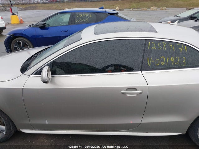 Продажа на аукционе авто 2013 Audi A5 Premium, vin: WAUMFBFRXDA021923, номер лота: 12589171