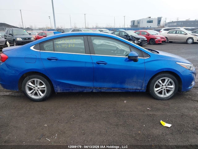 1G1BE5SMXJ7115813 Chevrolet Cruze
