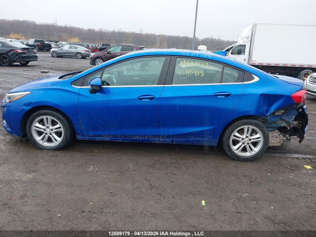 1G1BE5SMXJ7115813 Chevrolet Cruze