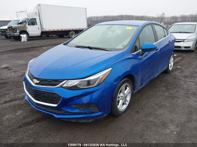 1G1BE5SMXJ7115813 Chevrolet Cruze