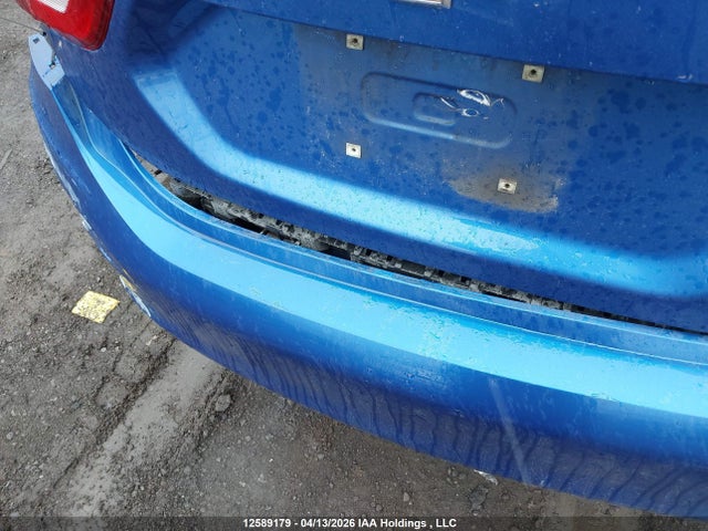 1G1BE5SMXJ7115813 Chevrolet Cruze