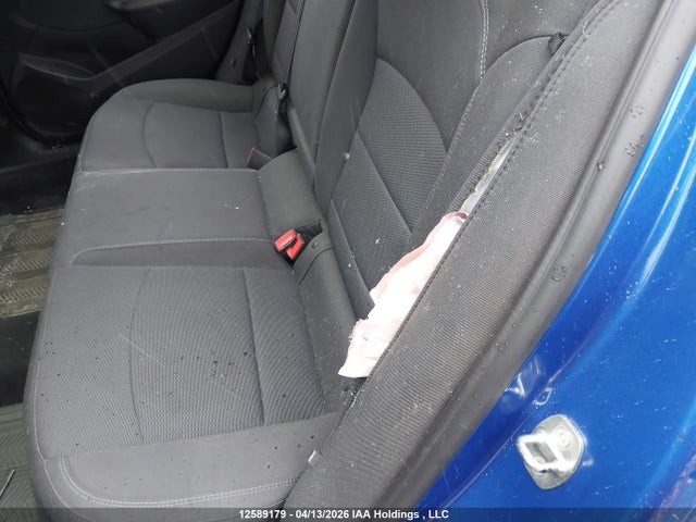 1G1BE5SMXJ7115813 Chevrolet Cruze