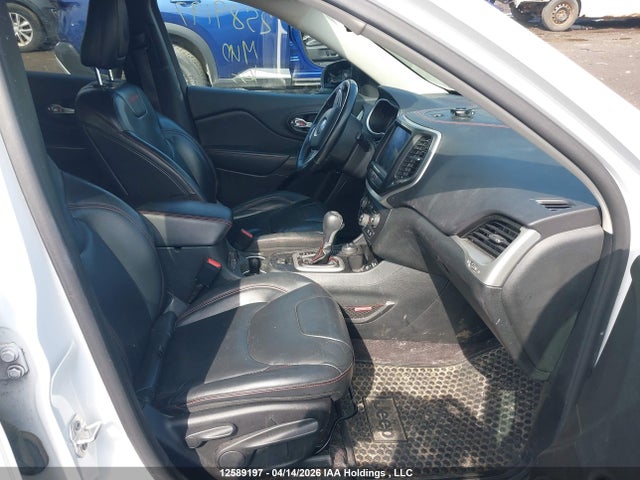 1C4PJMBS1GW208896 Jeep Cherokee Trailhawk