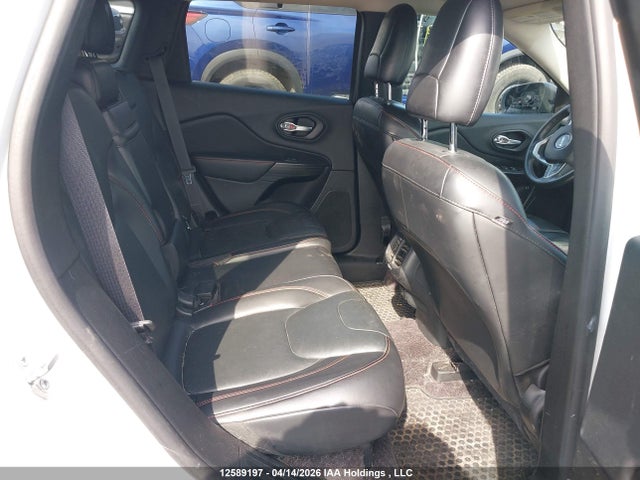 1C4PJMBS1GW208896 Jeep Cherokee Trailhawk