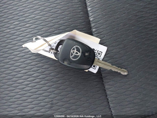 2T1BURHE9JC124812 Toyota Corolla