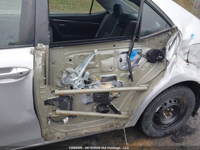 2T1BURHE9JC124812 Toyota Corolla