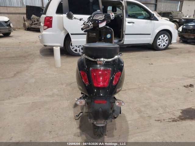 ZAPC536B4H5201132 Vespa Primavera 50 4v Ie