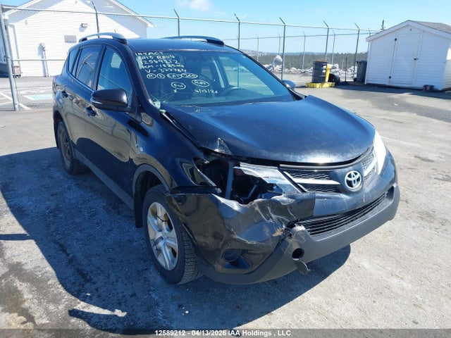 12589212 :رقم المزاد ، 2T3BFREV7FW377784 vin ، 2015 Toyota Rav4 Le مزاد بيع