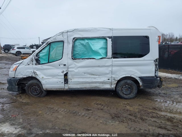 1FMZK1CM6HKA92832 Ford Transit-150 Xlt