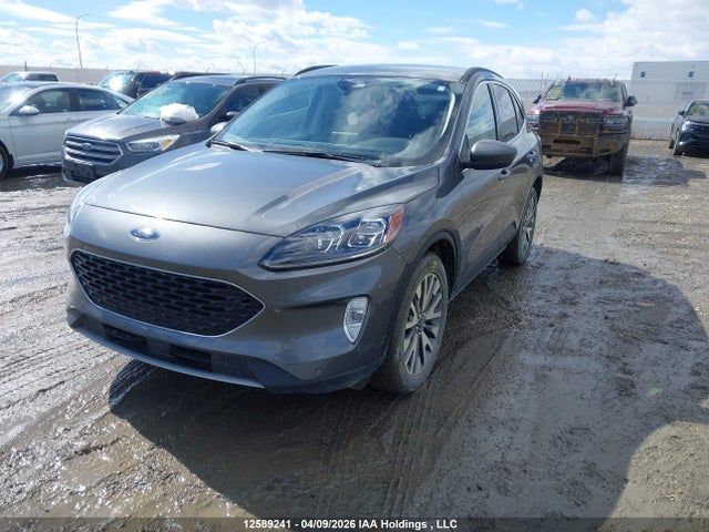 1FMCU9J93NUA73698 Ford Escape Titanium