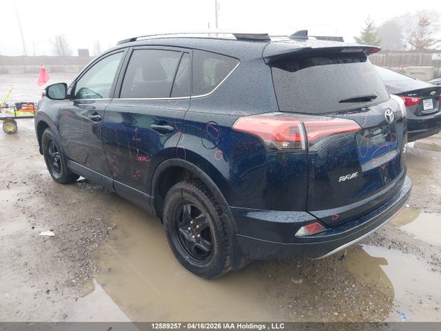 2017 Toyota Rav4 Xle მანქანა იყიდება აუქციონზე, vin: 2T3RFREV3HW666646, აუქციონის ნომერი: 12589257