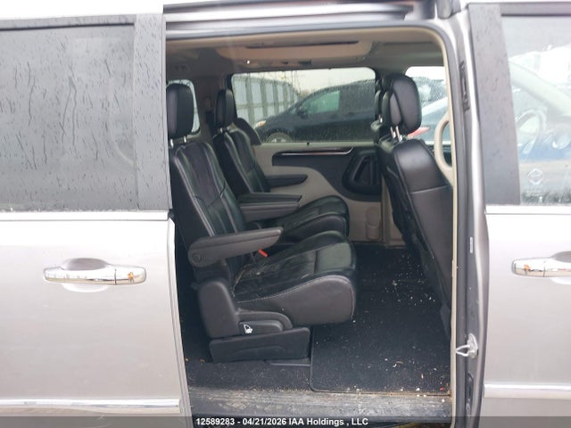 Продаж на аукціоні авто 2015 Chrysler Town & Country, vin: 2C4RC1GGXFR753136, номер лоту: 12589283