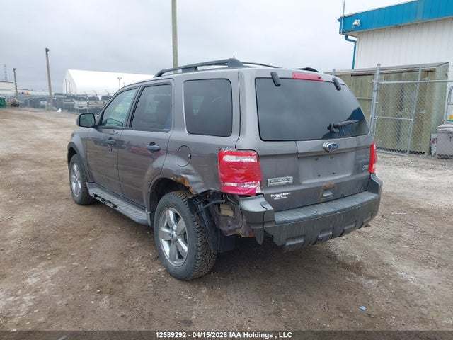 2010 Ford Escape Xlt მანქანა იყიდება აუქციონზე, vin: 1FMCU9DG7AKC21142, აუქციონის ნომერი: 12589292