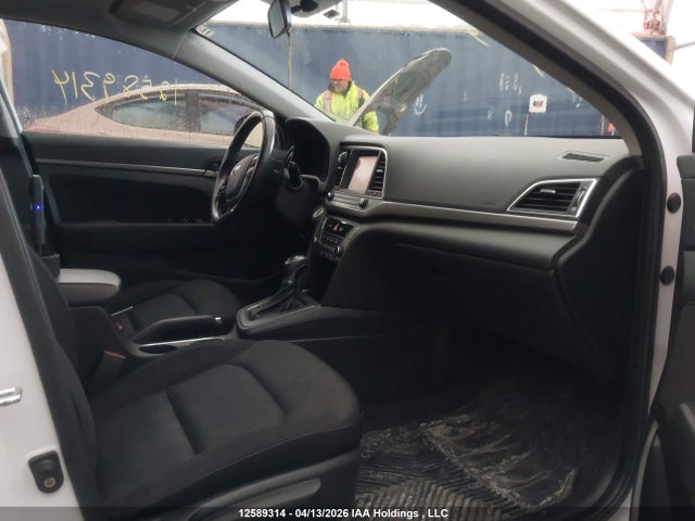 KMHD84LF3JU661111 Hyundai Elantra Gl Se