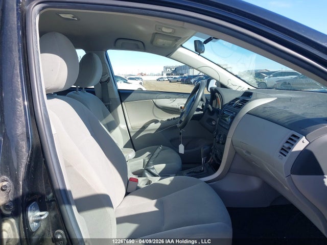 12267690 :رقم المزاد ، 2T1BU4EE5DC944316 vin ، 2013 Toyota Corolla Ce مزاد بيع