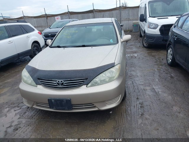 2005 Toyota Camry Le/se/std/xle მანქანა იყიდება აუქციონზე, vin: 4T1BE32K25U029960, აუქციონის ნომერი: 12589335