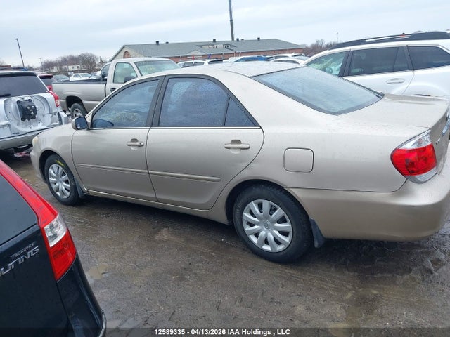 2005 Toyota Camry Le/se/std/xle მანქანა იყიდება აუქციონზე, vin: 4T1BE32K25U029960, აუქციონის ნომერი: 12589335