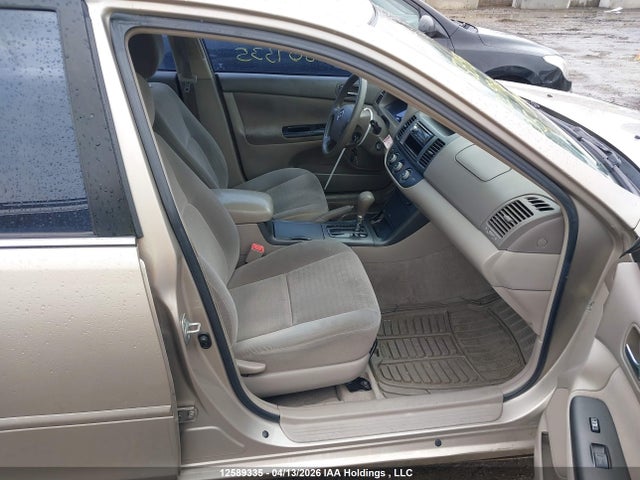 2005 Toyota Camry Le/se/std/xle მანქანა იყიდება აუქციონზე, vin: 4T1BE32K25U029960, აუქციონის ნომერი: 12589335