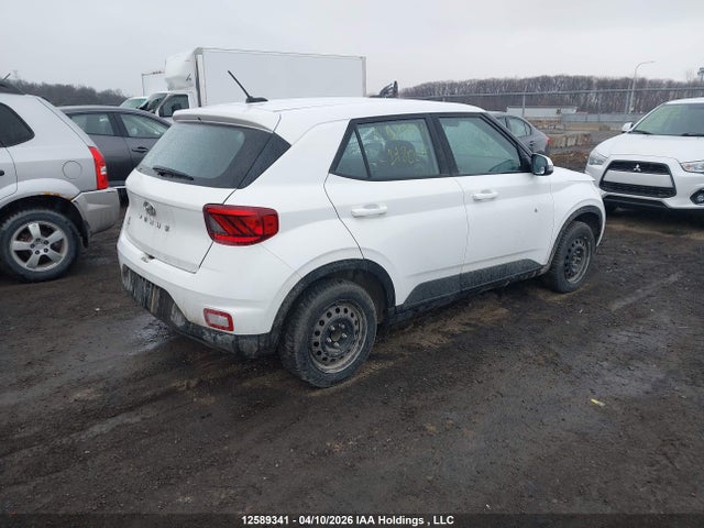 Hyundai Venue Essential 2023 KMHRB8A3XPU278007 Image 4