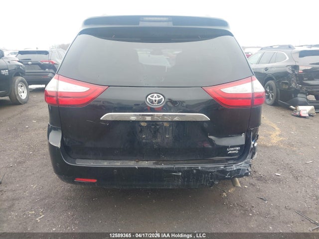 12589365 :رقم المزاد ، 5TDDK3DC6FS099611 vin ، 2015 Toyota Sienna مزاد بيع