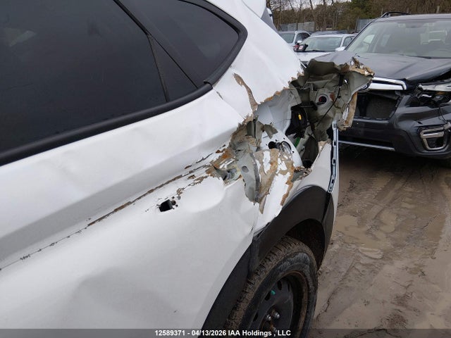 KM8J3CAL4MU382338 Hyundai Tucson Preferred Awd With Trend Package