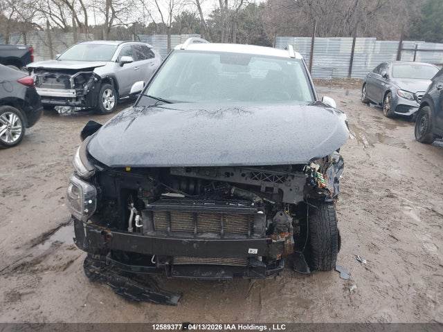 KMHRC8A3XNU144558 Hyundai Venue Sel/limited