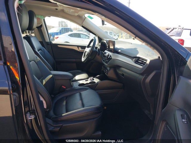 1FMCU9CZ9NUA43456 Ford ESCAPE SEL