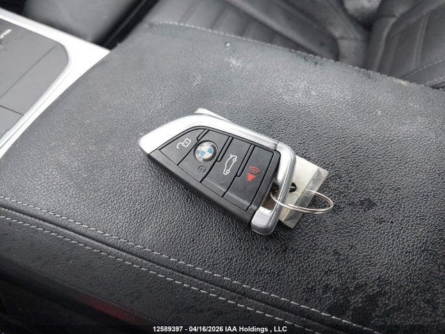 3MW5R7J0XL8B12038 BMW 330XI