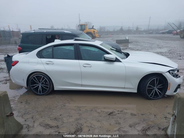 3MW5R7J0XL8B12038 BMW 330XI