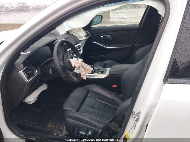3MW5R7J0XL8B12038 BMW 330XI