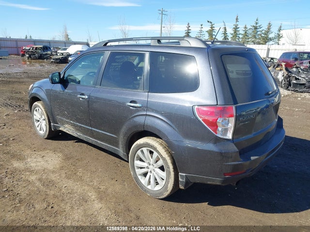 12589398 :رقم المزاد ، JF2SHCDCXBH772938 vin ، 2011 Subaru Forester 2.5x Premium مزاد بيع